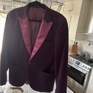 Your top man, euro size 40 burgundy velvet and satin on trend holiday wear
